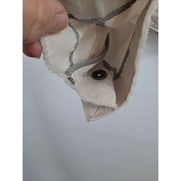 Banana Republic Ladies Blazer.  Tan, Size 8. - Picture 11 of 12